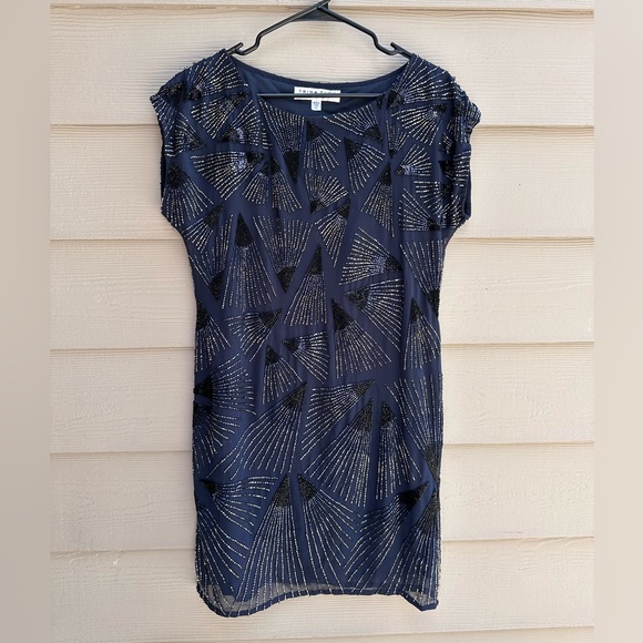 Trina Turk Sleeveless Crew Neck  Blue Beaded Cocktail Dress Size 6 (C12) - Picture 1 of 9